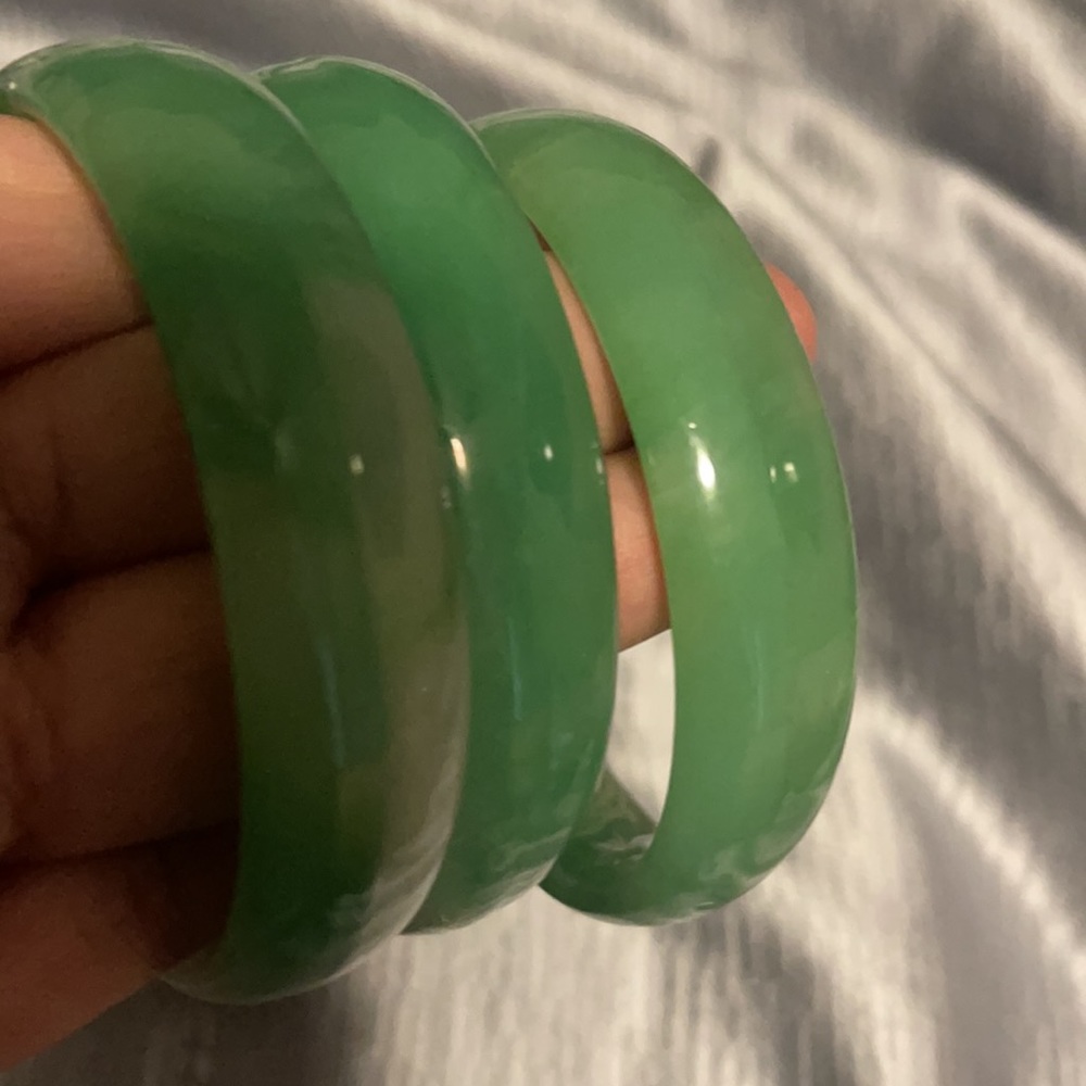 Authentic Jade thick bangles - Picture 2 of 4